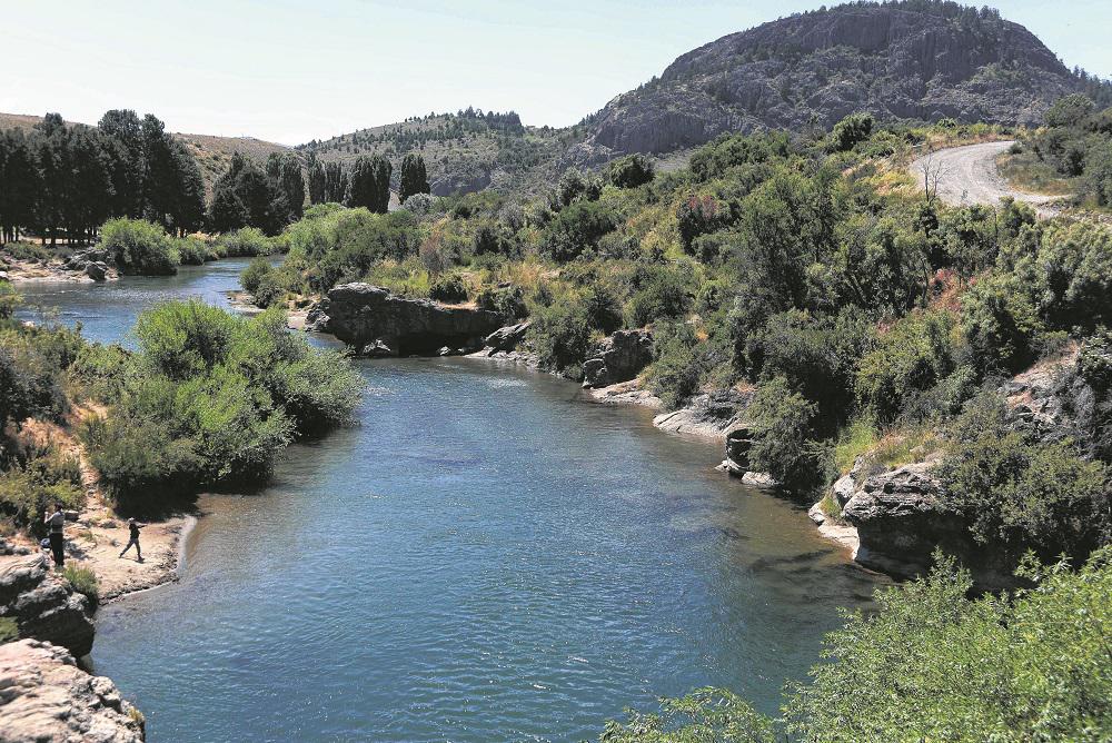 &Ntilde;irihuau, el rinc&oacute;n paradis&iacute;aco que crece en la estepa