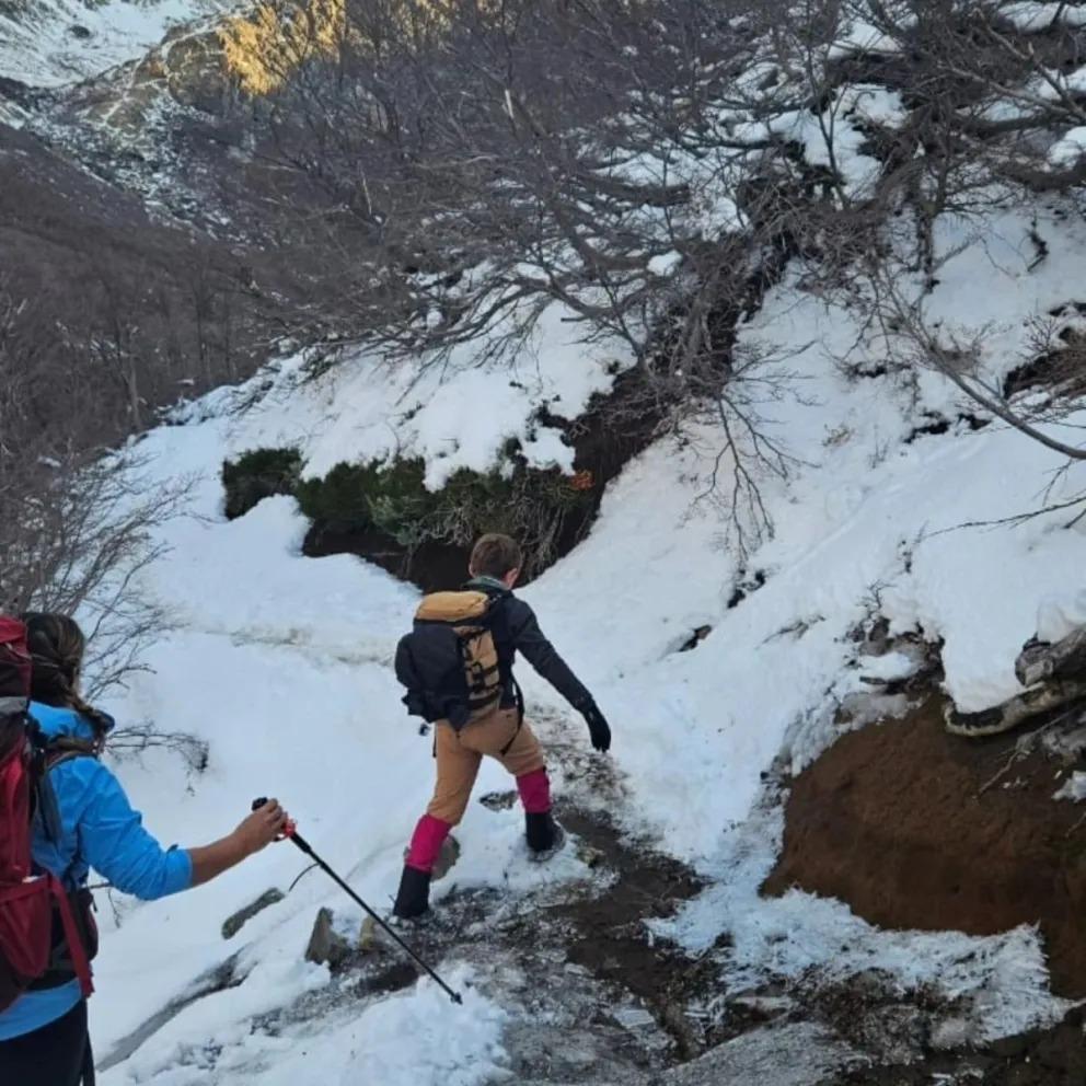 Advierten por barro, arroyos crecidos y sectores anegados en sendas del Parque Nacional Nahuel Huapi