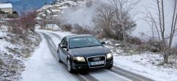 C&oacute;mo conducir con nieve o hielo de forma segura