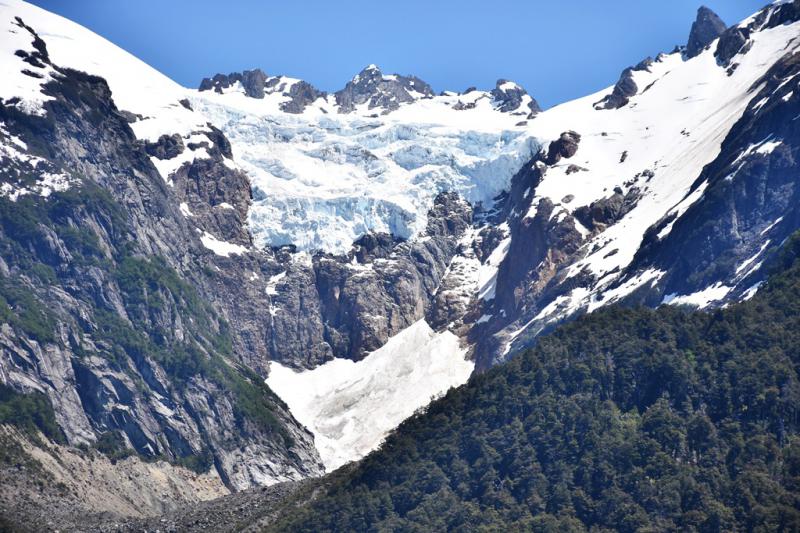 Glaciar Torrecillas: el altivo custodio del Parque Nacional Los Alerces