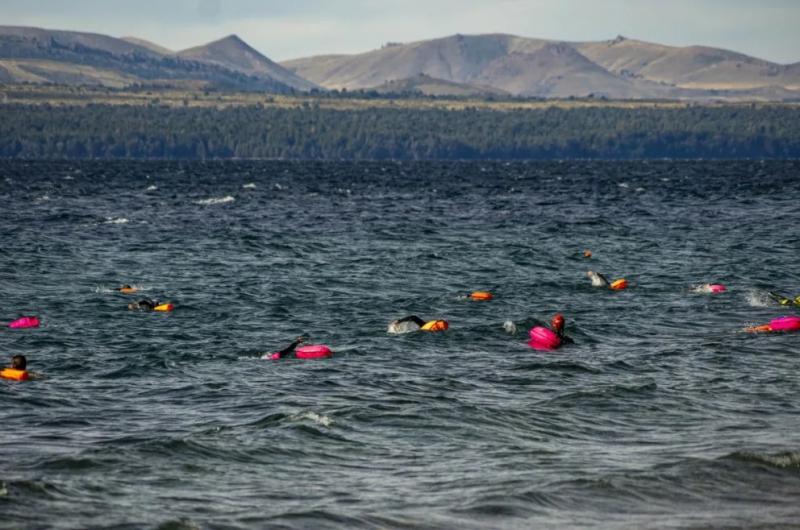Tras la tragedia de un hombre en el Nahuel Huapi, qu&eacute; hay que saber antes de nadar en lagos de la Patagonia