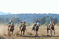 El jockey Club Bariloche, se prepara para recibir una multitud el domingo