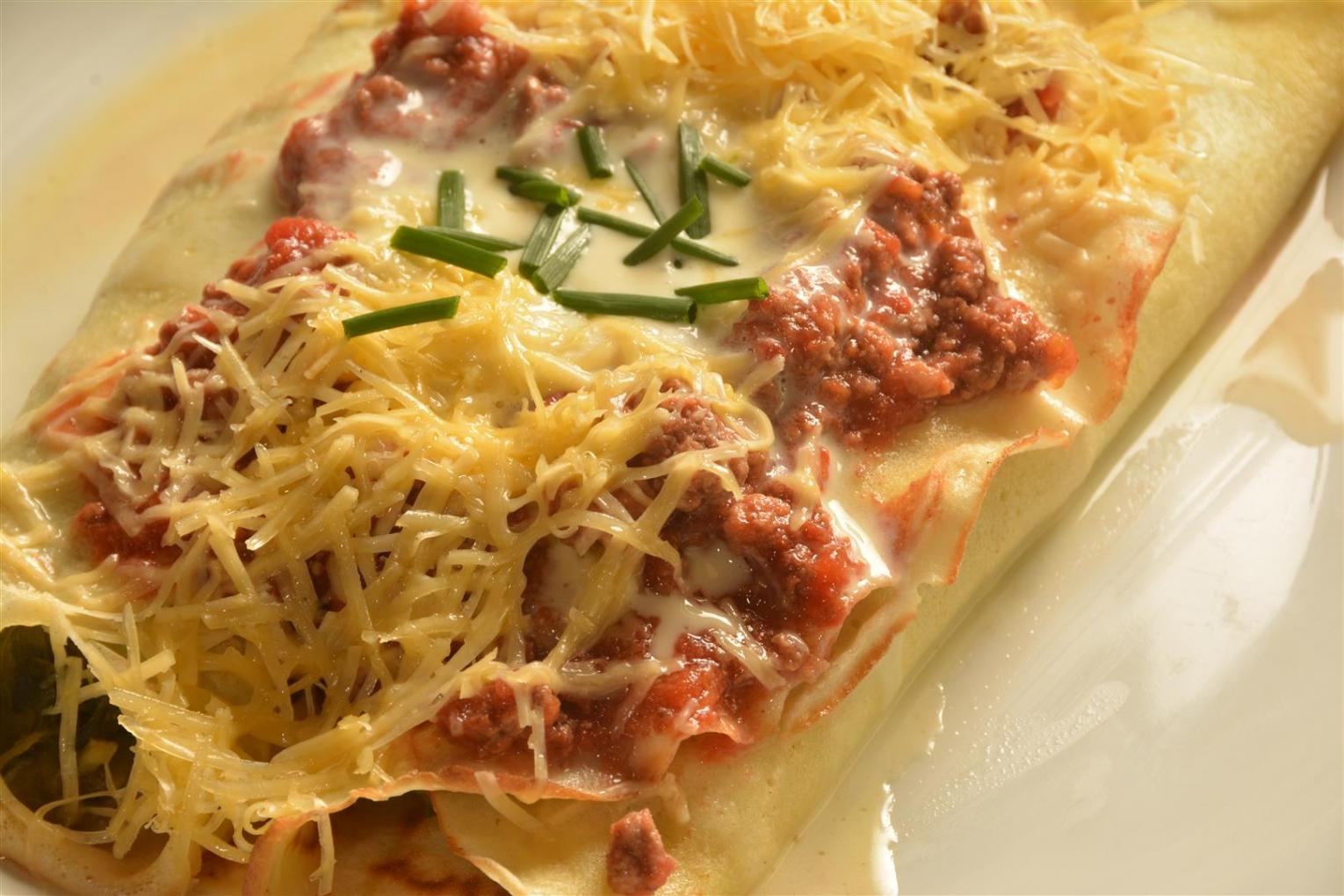 CANELONES DE VERDURA CON BOLOGNESA