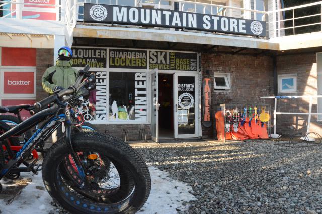 Mountain Store - Bike Rental & Shop - Alquilá tu ropa de nieve en la base  del Cerro Catedral