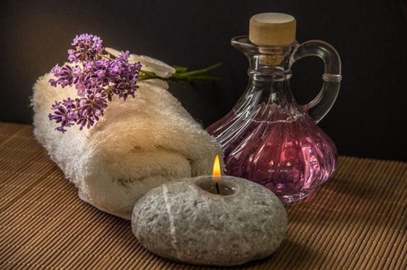 Beneficios del aceite esencial de lavanda para reducir el estr&eacute;s