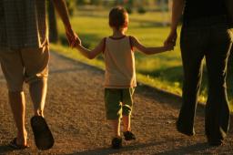 Hoy tom&eacute; de la mano a mi hijo y me dej&eacute; llevar - Peri&oacute;dico del bien com&uacute;n