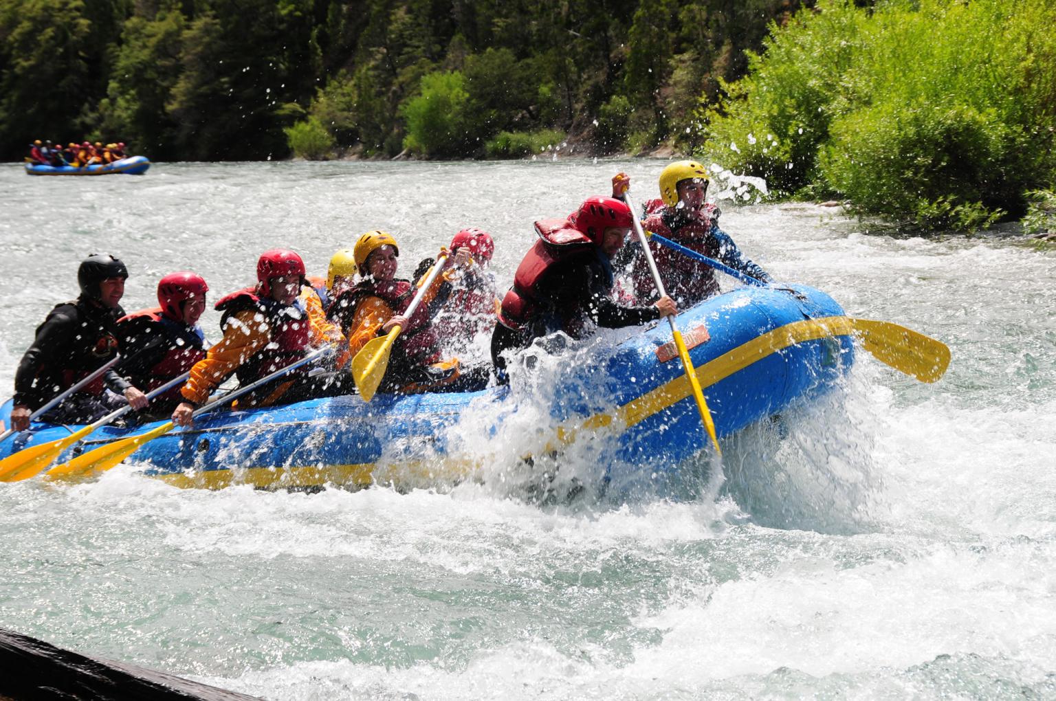 Reserv&aacute; tu Rafting CARAVANA y ven&iacute; con tu Auto