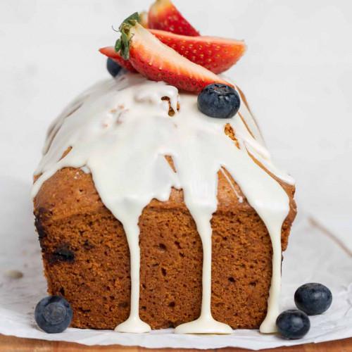 BUD&Iacute;N DE CHOCOLATE BLANCO Y FRUTOS ROJOS