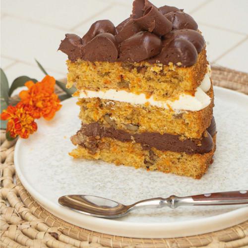 CARROT CAKE CON CREMA DE CHOCOLATE