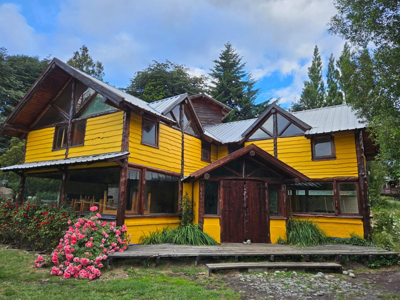  Refugio Oeste: Hostel con C&aacute;psulas en el Circuito Chico de Bariloche