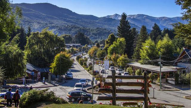 Centro Villa La Angostura Remises Nahuel paseos y traslados