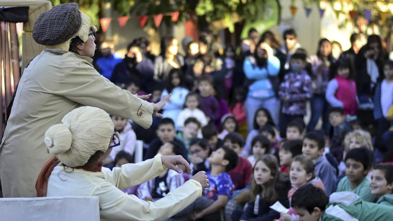 El mes de las infancias anuncia su llegada con actividades en las seis regiones culturales de la Provincia 