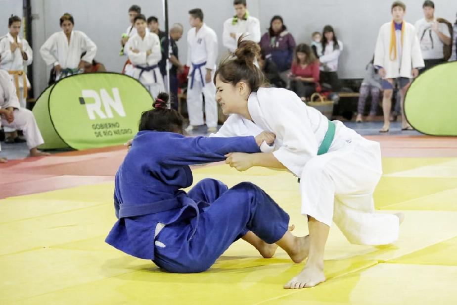 Alimentaci&oacute;n saludable: la propuesta de R&iacute;o Negro Deporte para sus deportistas