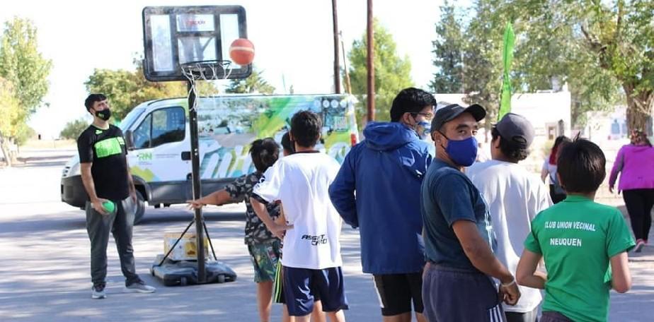 Este fin de semana "Movernos" llega a Ojo de Agua, Mamuel Choique y Jacobacci