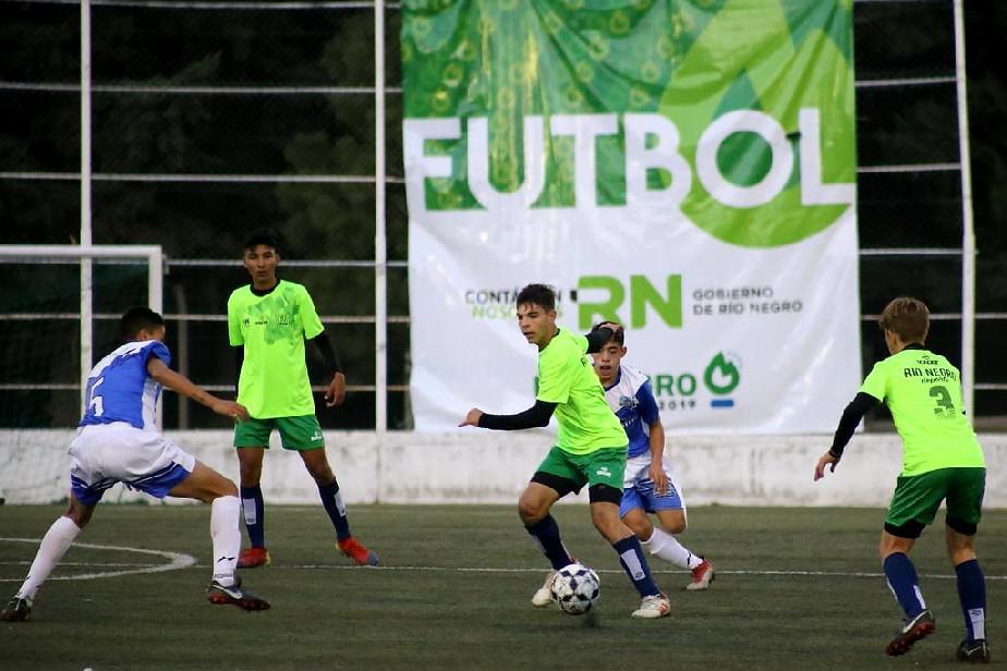 Epade y Araucan&iacute;a: selectivos de f&uacute;tbol postergados para evitar aglomeraci&oacute;n de personas