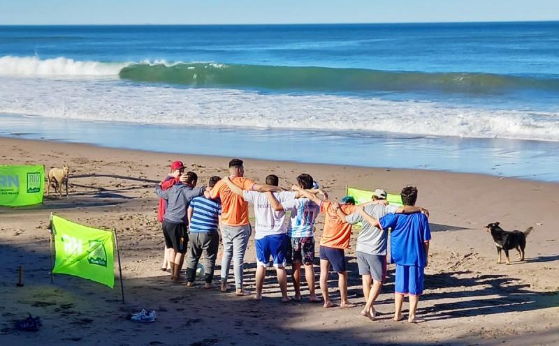 Colonia de Deporte de Las Grutas: testigo de infinitas historias junto al mar