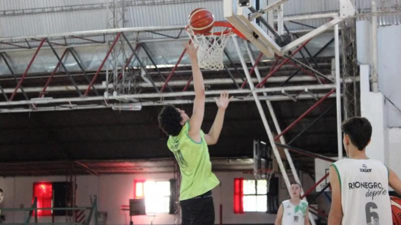 El Argentino U17 de b&aacute;squet busca finalista en Viedma