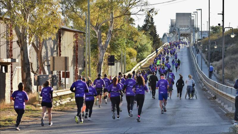 Alrededor de 400 atletas disfrutaron de la Media Marat&oacute;n Viedma-Patagones