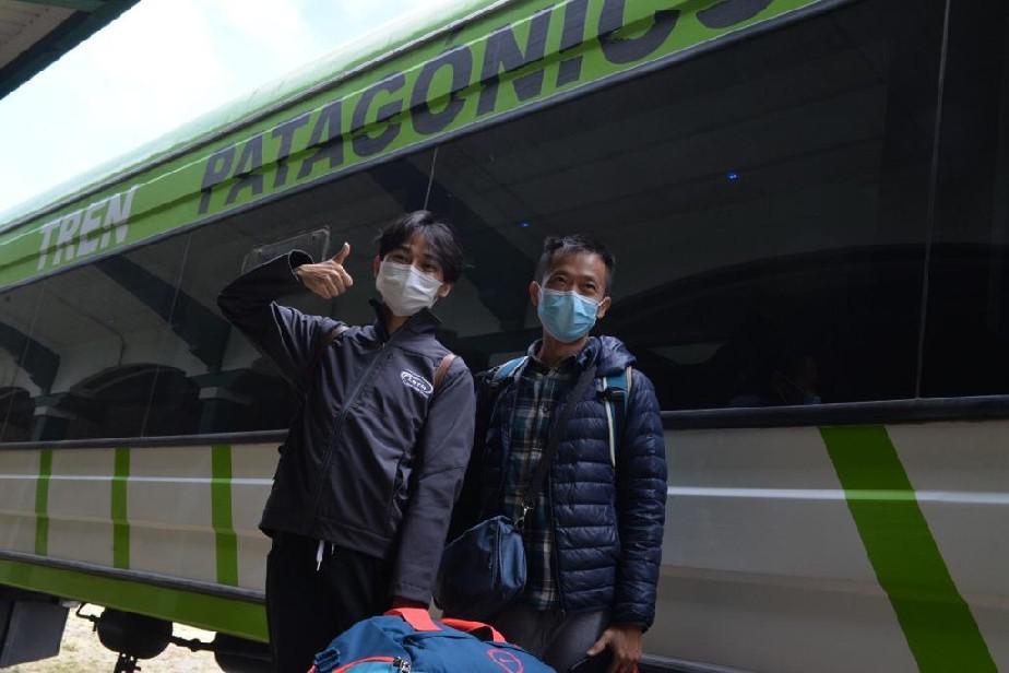 Rionegrinos, mochileros y hasta turistas de Jap&oacute;n aprovecharon el regreso del Tren Patag&oacute;nico 