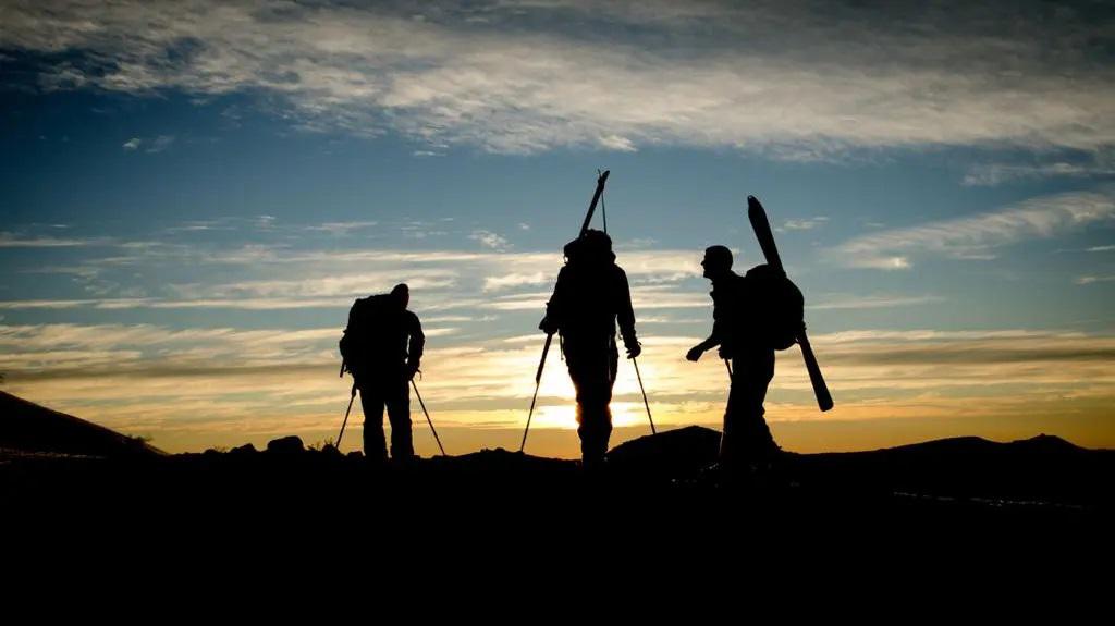 En Bariloche se celebra el D&iacute;a del Monta&ntilde;&eacute;s y se rinde homenaje a los ca&iacute;dos en servicio