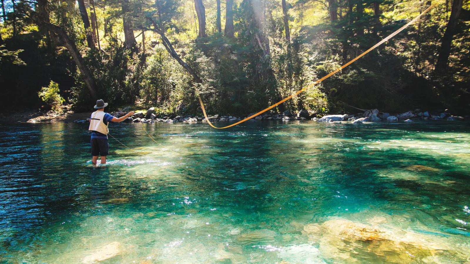 Pesca deportiva: R&iacute;o Negro te invita a vivir una experiencia superadora a orillas del r&iacute;o Limay