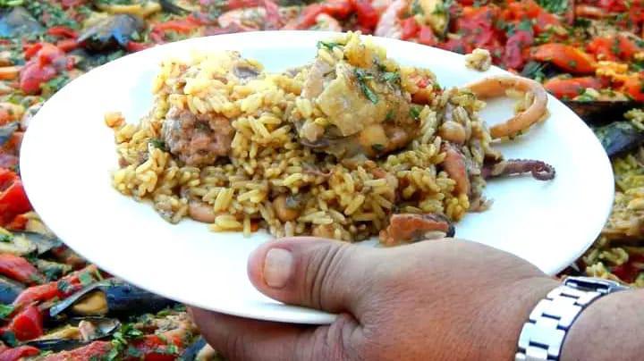 Ingeniero Huergo comienza a palpitar su aniversario con la Fiesta de la Paella Espa&ntilde;ola 