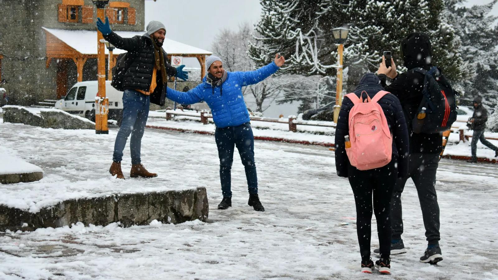 Lanzan un nuevo programa para proteger a turistas en R&iacute;o Negro 