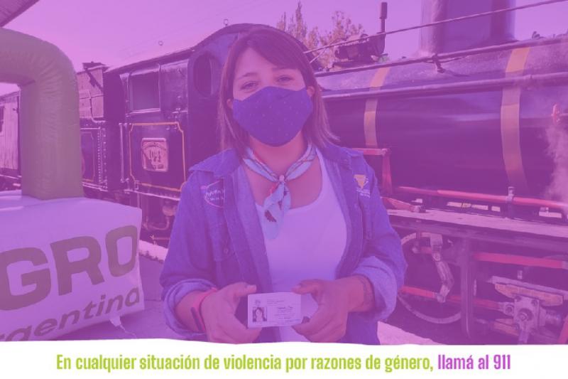 Trabajadoras del Turismo: Alejandra, es nacida en la Estepa y garantiza servicios de La Trochita 