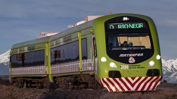 Se inaugura la excursi&oacute;n tur&iacute;stica nocturna en tren desde Bariloche a la estaci&oacute;n Perito Moreno