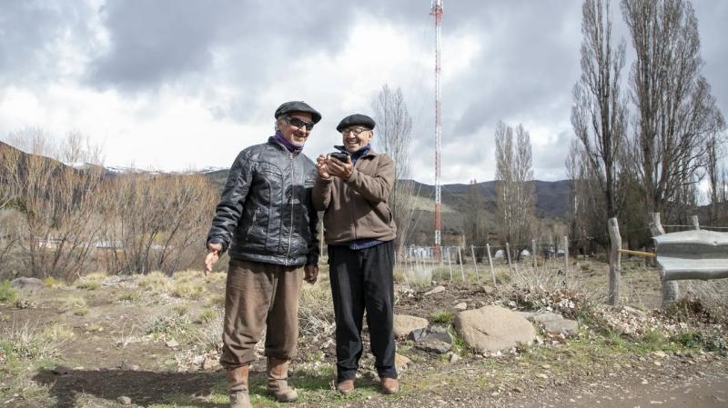 Mejor conectividad y m&aacute;s obras para Villa Llanqu&iacute;n 