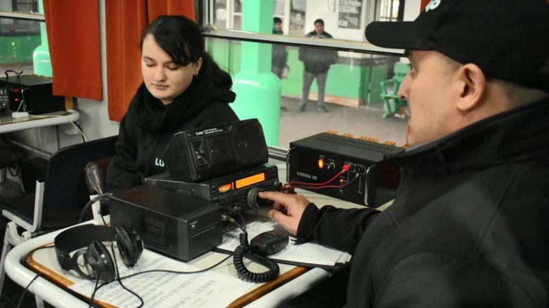 Radioaficionados transmitir&aacute;n viajando en tren desde el mar a la cordillera