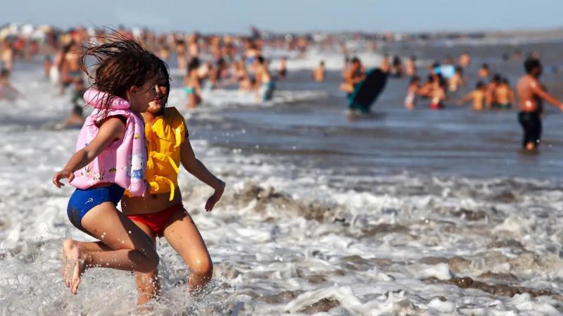 Descubr&iacute; El C&oacute;ndor: playas, historia y naturaleza para todos