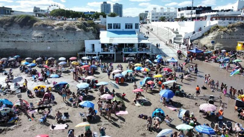 &iquest;C&oacute;mo est&aacute; posicionado Las Grutas entre los destinos nacionales de playa?