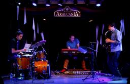 Triogenia en Cultura en Prensa