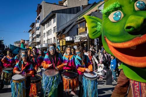 Convocan a ser parte del Desfile de Gigantes del Festival Teatro T&iacute;teres Andariegos