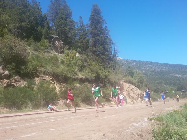 ENTRENADORES DE ATLETISMO SE CAPACITAN EN LOS JUEGOS DE R&Iacute;O NEGRO EN BARILOCHE