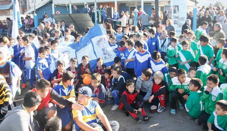 Presentaron el IV Torneo de F&uacute;tbol Infantil Solidario 'Veteranos de Malvinas'