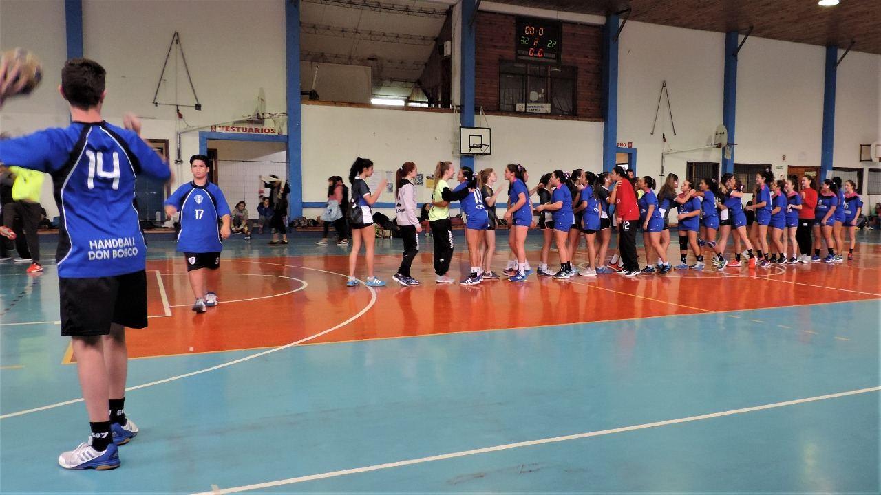 Se va cerrando otro a&ntilde;o a puro handball