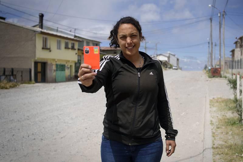 Tarjeta roja al machismo: la &aacute;rbitra Anah&iacute;&shy; Soto recibi&oacute; una importante distinci&oacute;n