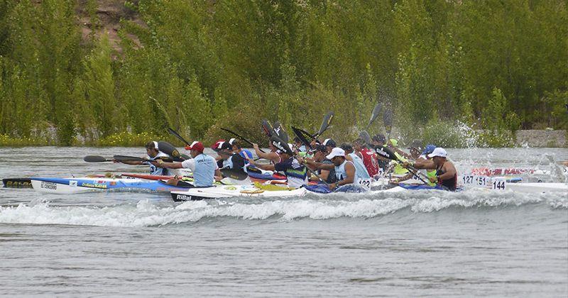 Contin&uacute;a avanzando la Regata del R&iacute;o Negro