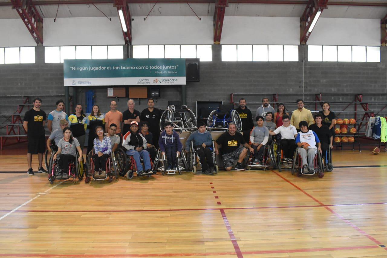 Solidaridad: Entregaron sillas de ruedas para la Actividad Deportiva Adaptada Municipal