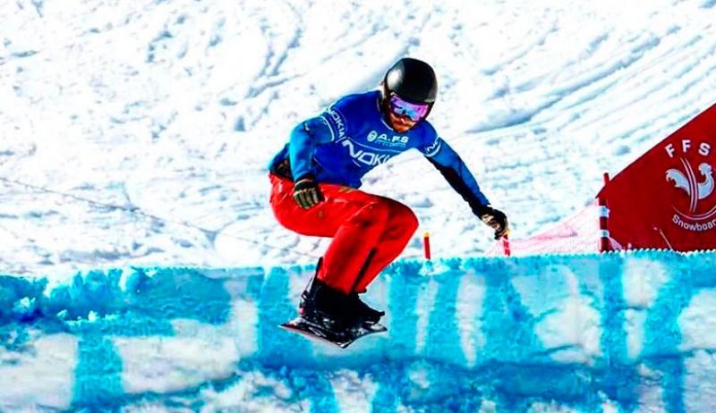 Steve Williams espera una buena competencia de snowboard cross