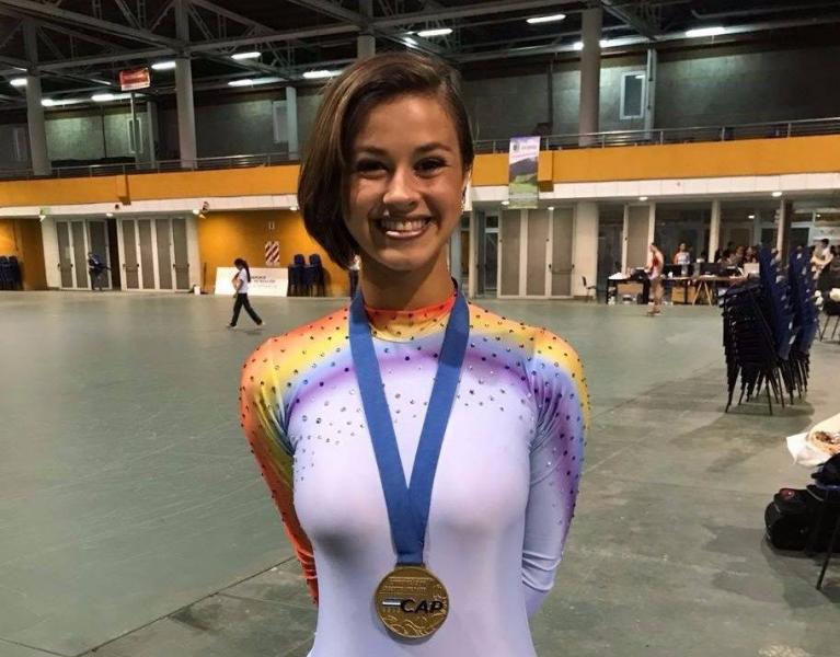 Ornella Caccin, tetra-campeona nacional de Pat&iacute;n