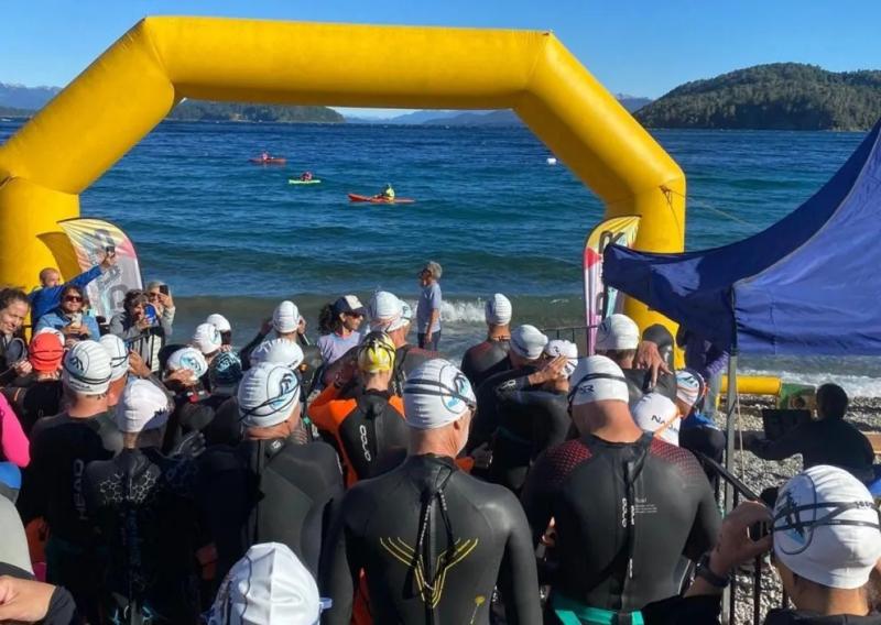 Las aguas abiertas tuvieron su inicio en Bariloche y Mayte Puca brill&oacute; con el primer puesto