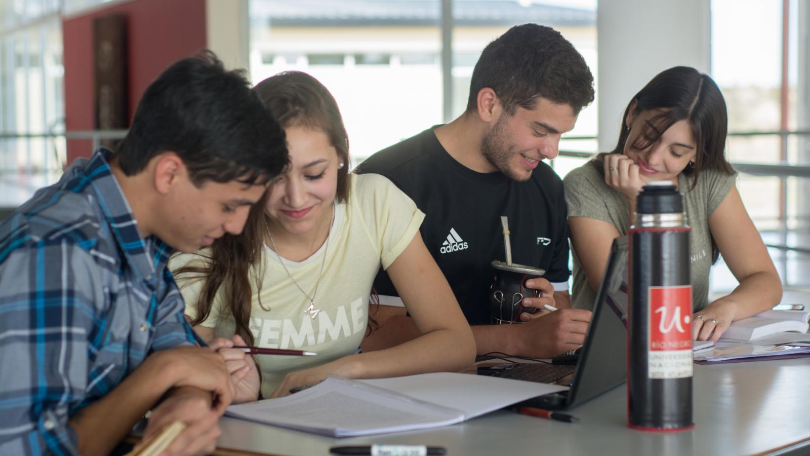 Sede Andina: Convocatoria ayudantes alumnos 2020