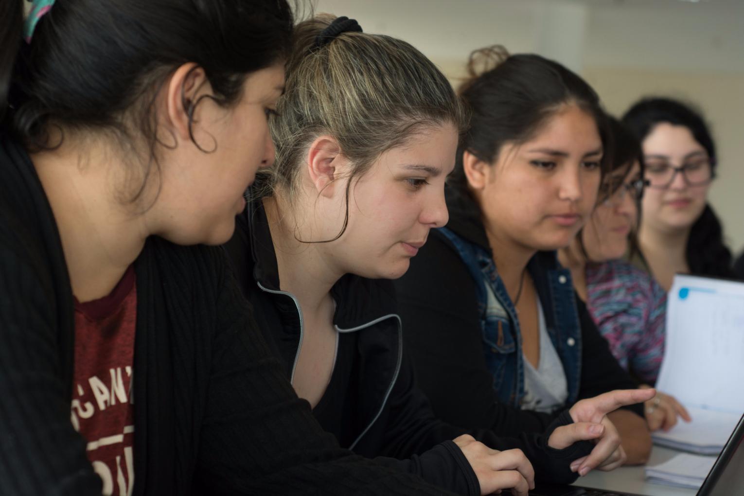 M&aacute;s de 160 estudiantes de la UNRN renovar&aacute;n sus becas 