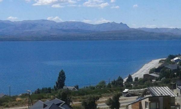 Piden informes por contaminaci&oacute;n en el Nahuel Huapi