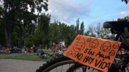 Bicicleteada contra la contaminaci&oacute;n del Limay