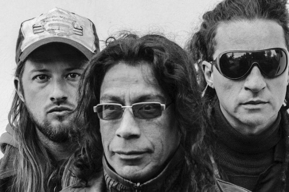 MOSCA ROSETA | TODOS MIRAN NO HACEN NADA